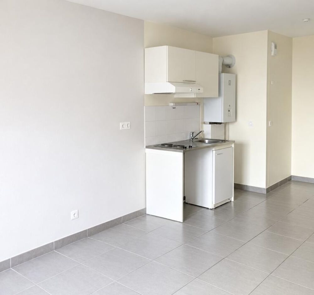 Location Appartement T2 avec terrasse et parking à VILLEURBANNE Villeurbanne