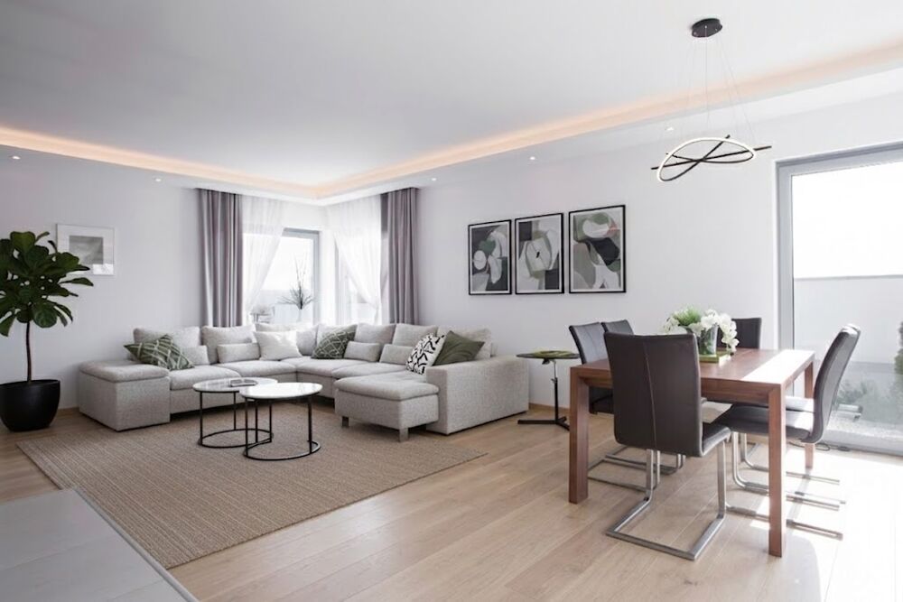 LUMINEUX - ÉTAGE ÉLEVÉ  GRAND EXTERIEUR DE 33 m²