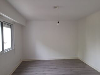  Appartement à louer 1 pièce 32 m²