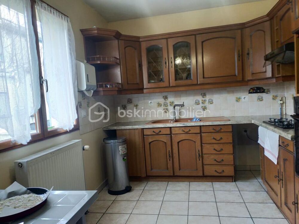 MAISON T5 - 142M2 - LE BOURGET