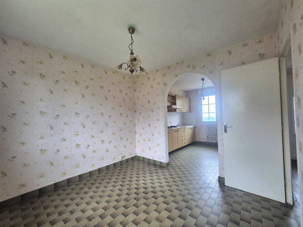 Maison jumelée 5 pièces - proche commodités et école