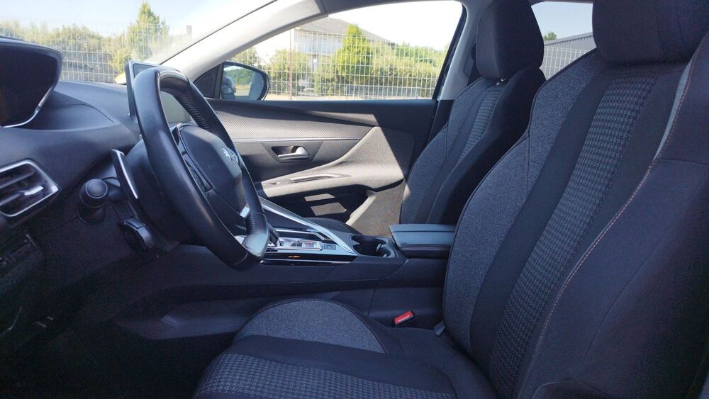 3008 1.5 BlueHDi 130 EAT 8 Active Business - Automatique Entretie 2020 occasion 44240 Suce Sur Erdre