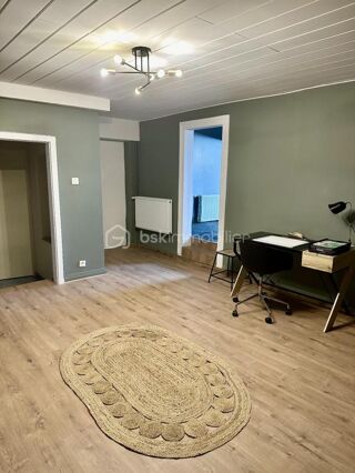  Appartement  vendre 8 pices 210 m