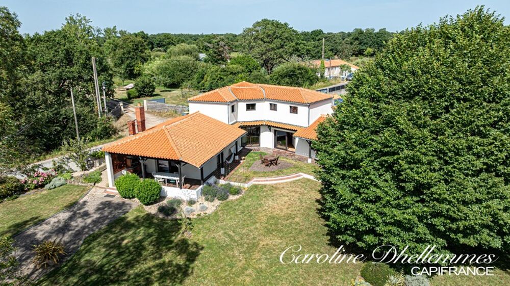 Vente Maison Rare aux Sables : propriété avec 3 000 m² de parc et dépendance indépendante de 65 m² Les sables d olonne
