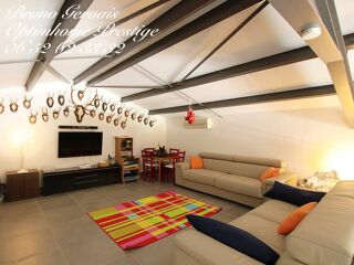  Villa  vendre 7 pices 300 m