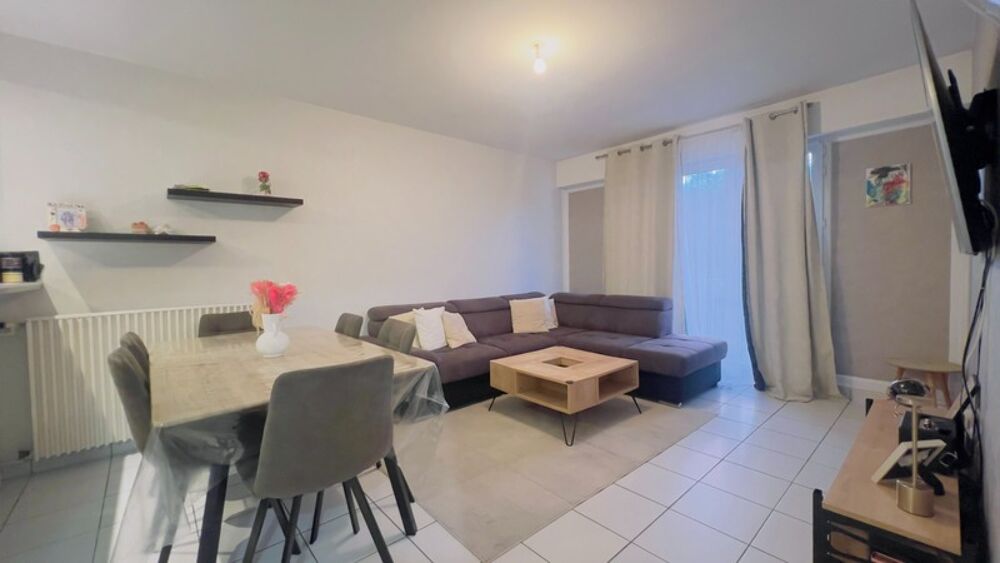 Dpt Finistère (29), à vendre QUIMPER appartement T3 meublé de 63 m² habitable - Cave
