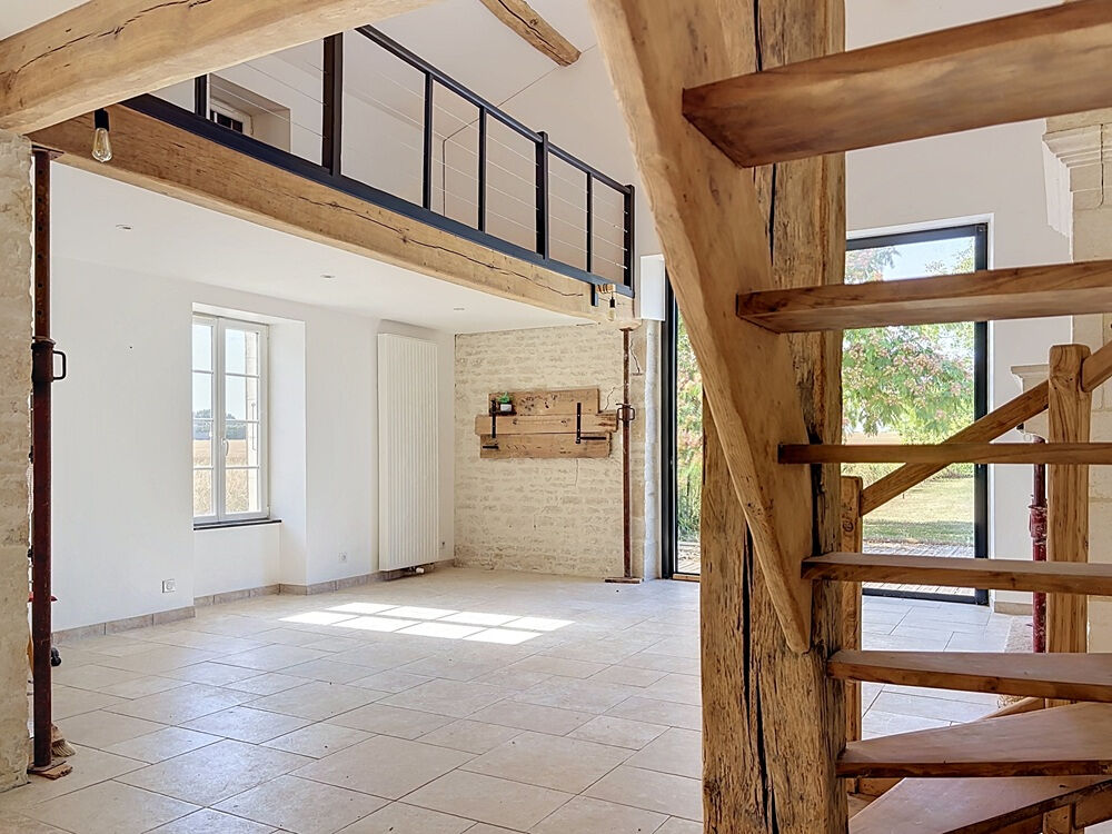 Vente Maison LONGERE en pierre 144 m2  grand terrain clos - Charme et Quiétude La greve sur mignon