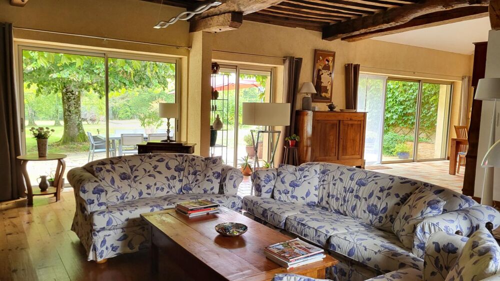 � vendre  Maison Issac (24400)