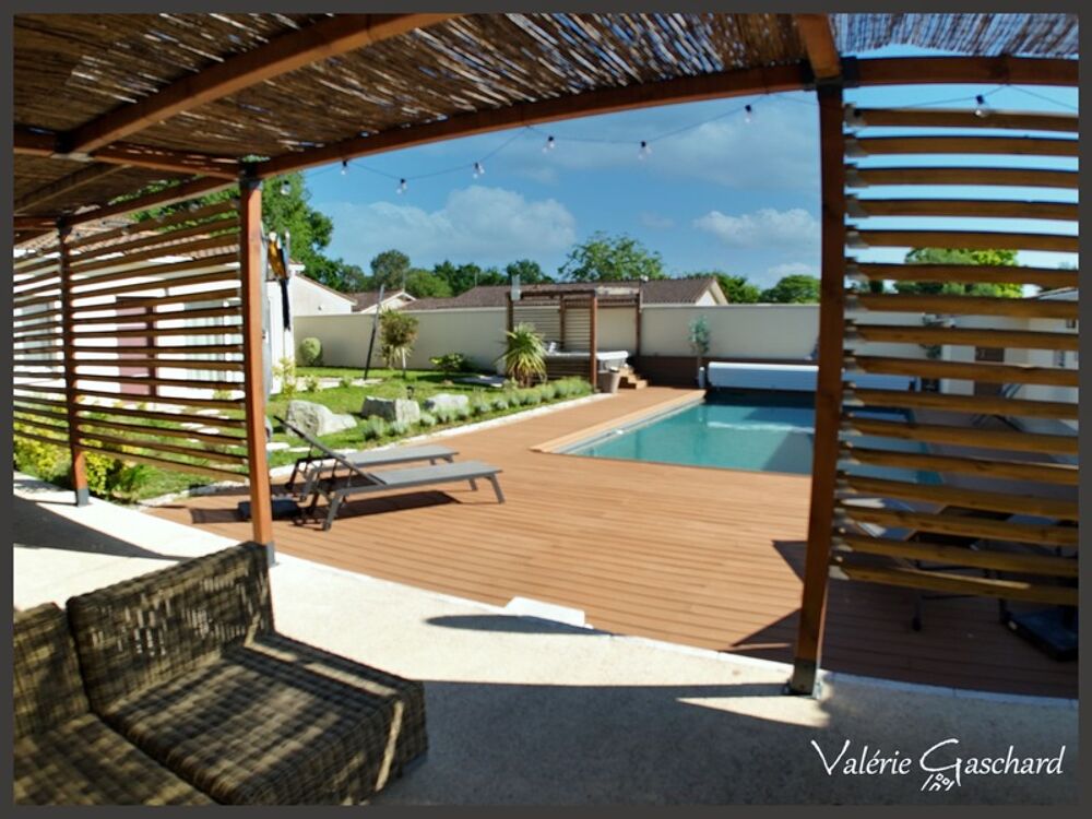� vendre  Maison Saint-Denis-de-Pile (33910)