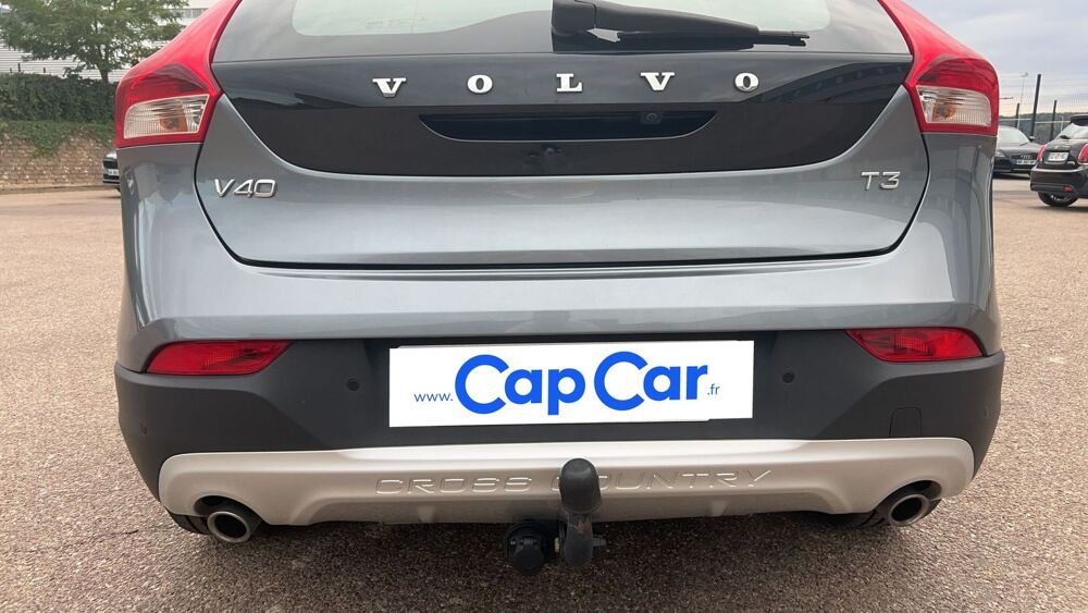 V40 II 1.5 T3 152 Geartronic 6 Signature 2018 occasion 76120 Le Grand Quevilly