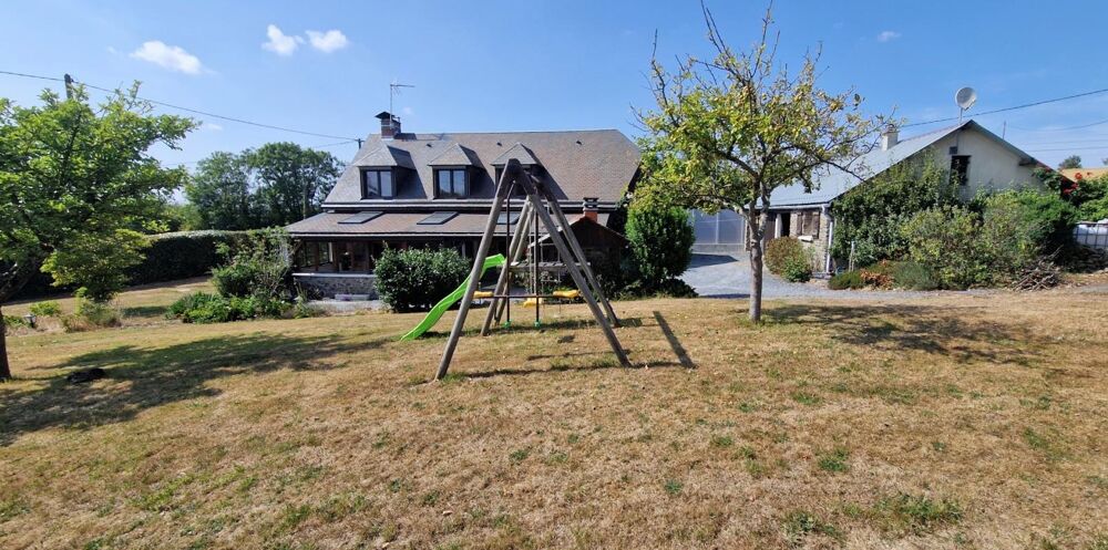 ? Coup de coeur à la campagne  Belle maison familiale 6 pièces de 140 m² avec véranda chauffée, dépendances, garages et jardin