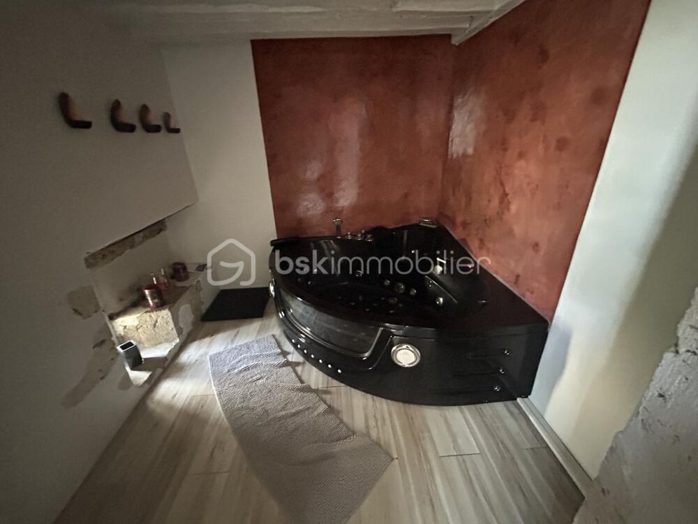 � vendre  Propri�t�/ch�teau Montauban (82000)