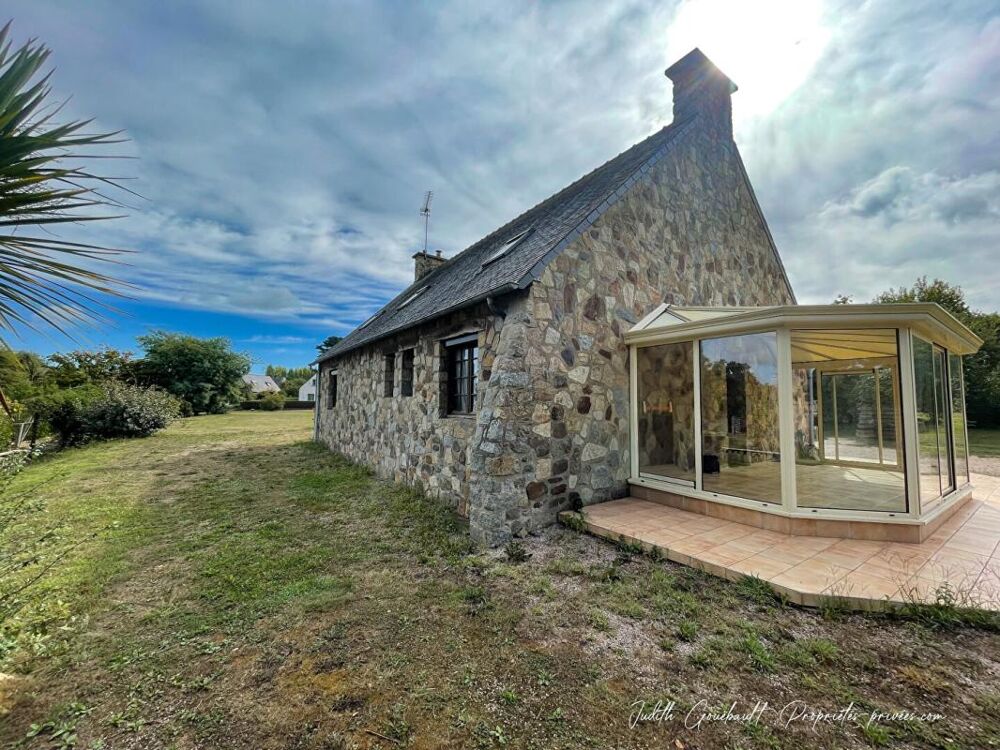 Vente Propriété/Château Maison  atypique bretonne de 150 m2 (négociable) Plouha