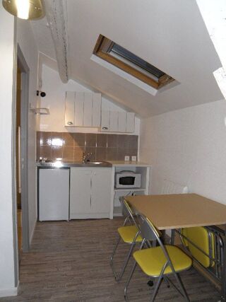  Appartement à louer 1 pièce 25 m²