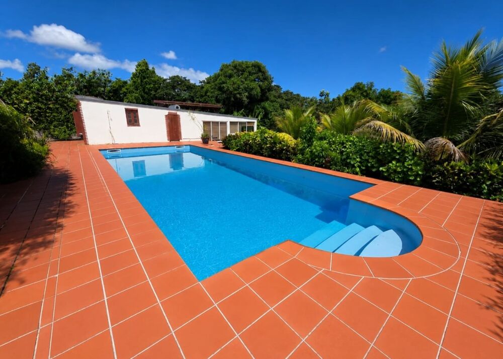 Vente Maison Très belle propriété VUE MER avec dépendances et piscine PETIT BOURG (971) Petit bourg