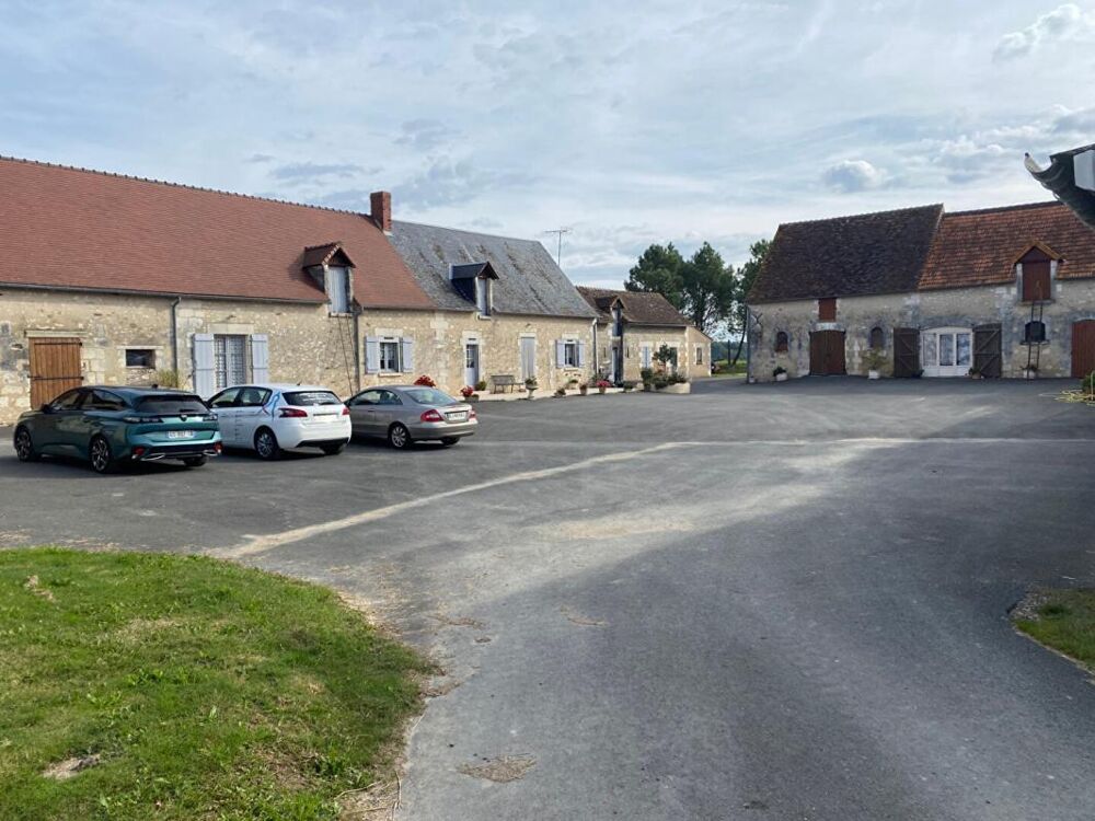 Vente Maison Corps de ferme Charnizay 8 pièce(s) 160 m2 Charnizay