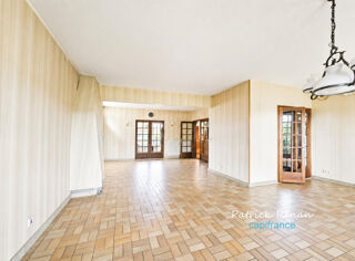  Maison � vendre 10 pi�ces 284 m�