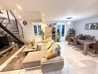  Maison  vendre 6 pices 157 m