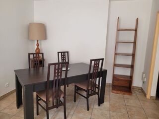  Appartement à louer 2 pièces 45 m²