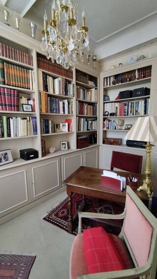  Maison  vendre 9 pices 250 m