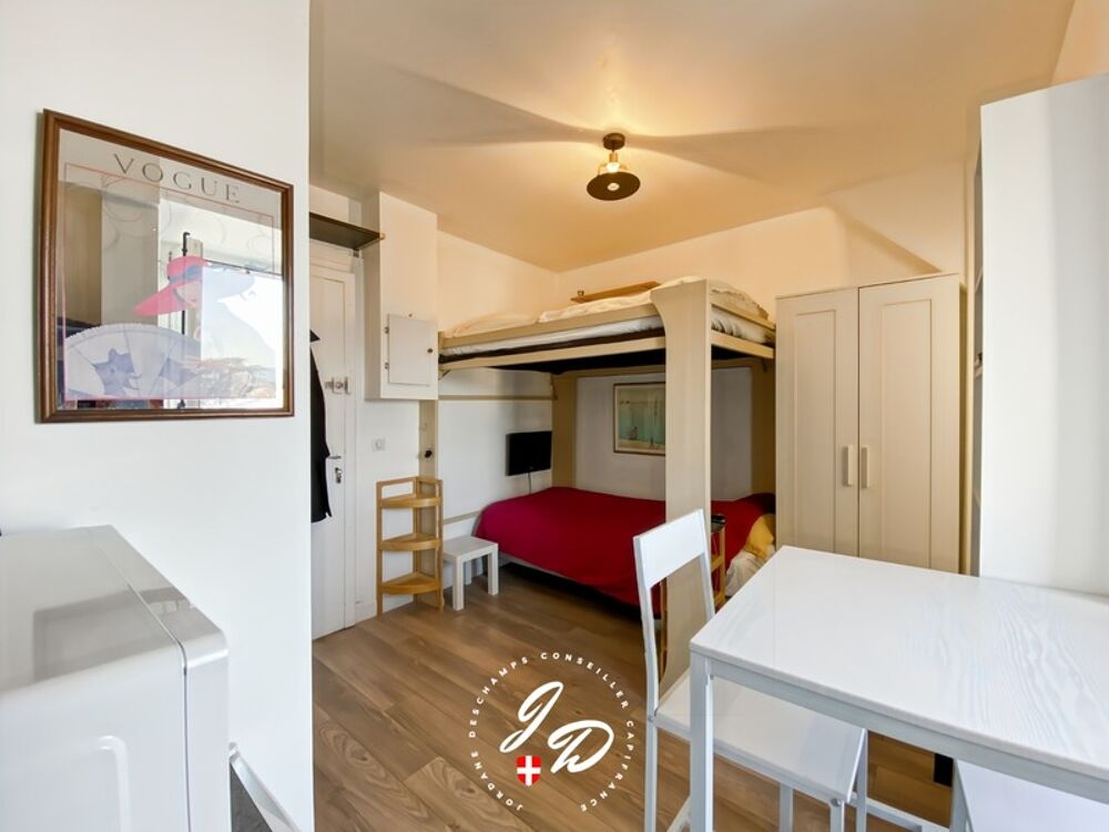 AIX-LES-BAINS CENTRE  STUDIO MEUBLÉ AU SEIN DU PRESTIGIEUX GRAND HÔTEL