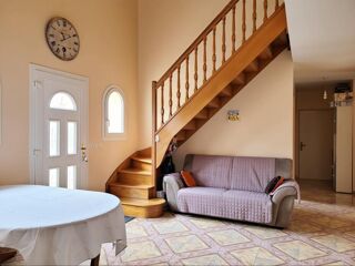  Maison � vendre 6 pi�ces 211 m�