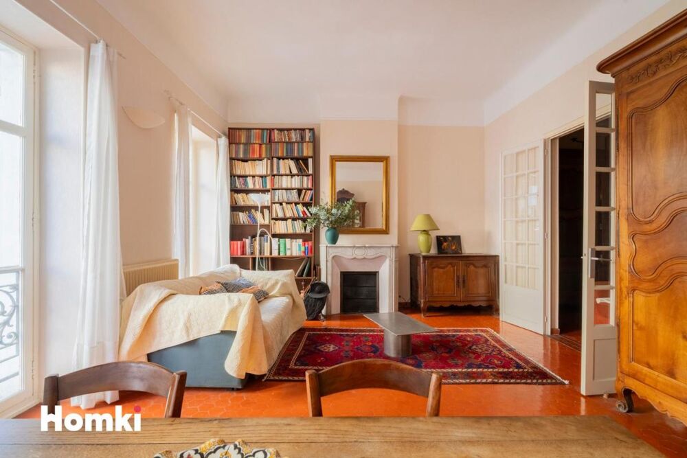 Appartement T3 de 88 m² à Marseille 13007, Rue du Commandant Lamy