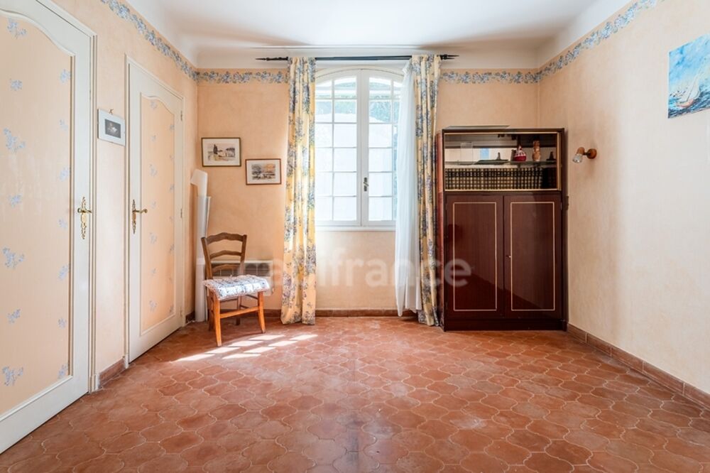 � vendre  Maison Ceyreste (13600)