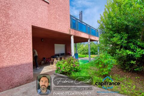  Maison  vendre 7 pices 241 m