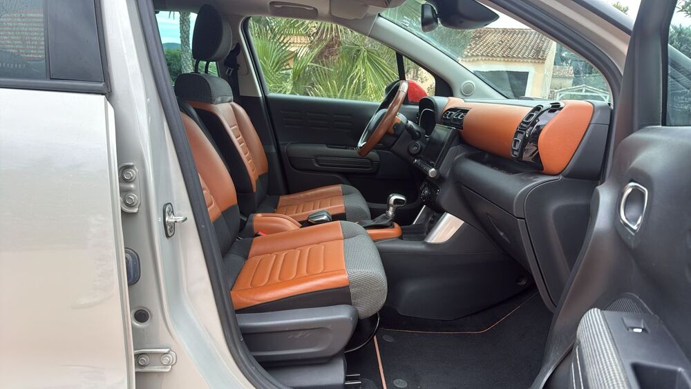 C3 Aircross 1.2 PureTech 110 EAT6 Shine - Entretien constructeur Toit ou 2018 occasion 83000 Toulon