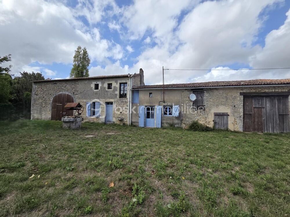 Maison en pierre à rénover au calme