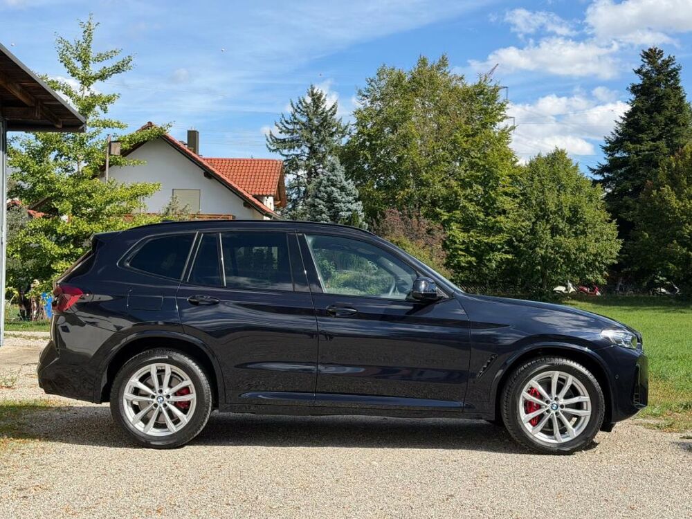 X3 xDrive30i M Sport – Pano AHK Individual Vollausstattung 2024 occasion 33000 Bordeaux