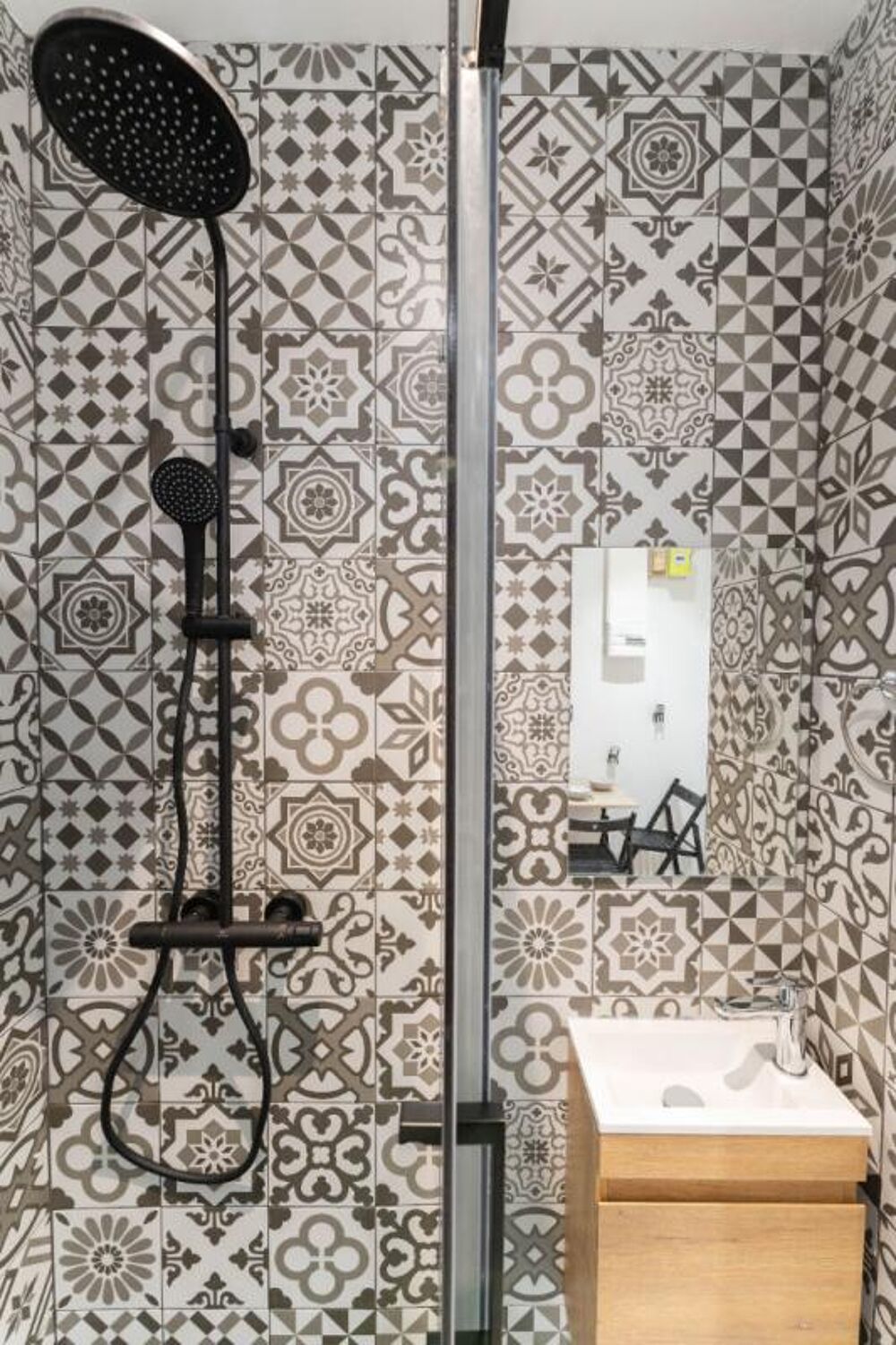 Vente Appartement OPPORTUNITÉ INVESTISSEUR - CONFIGURATION ATYPIQUE Nice