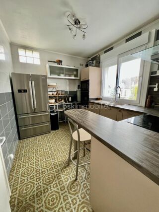  Maison  vendre 5 pices 182 m