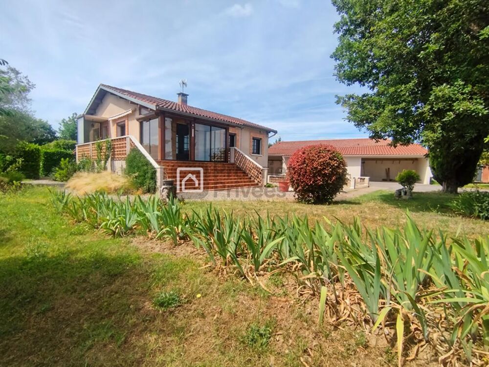 SAUBENS Maison familiale de 145 m² sur une parcelle de 1 658 m² avec dépendances