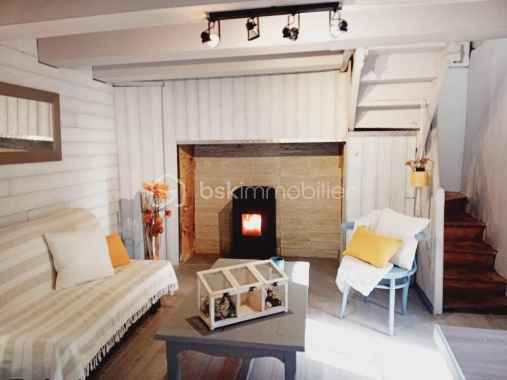 Vente Maison Ancienne et Magnifique Bâtisse en Pierres de 75 m2, située à Doissat 24170 Belves