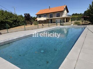  Maison à vendre 15 + pièces 275 m²