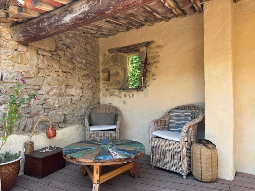 Maison de village rénovée avec patio et terrasse tropézienne  Siran (Minervois)