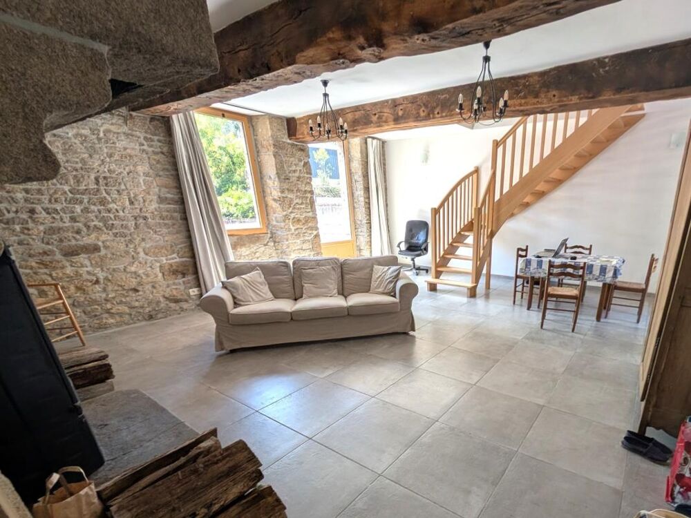 Vente Maison Mellé (35) : Longère de caractère rénovée (5 pièces) avec gîte indépendant, dépendances et potentiel d'aménagement Melle