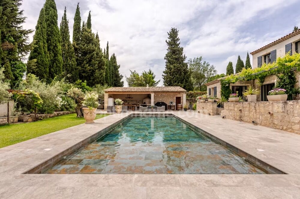 � vendre  Maison Paradou (13520)