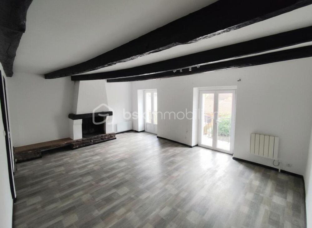 Vente Immeuble ? IMMEUBLE DE CARACTÈRE À REVITALISER – 3 STUDIOS 2 DUPLEX GARAGE 100 M2 FORT POTENTIEL LOCATIF Saint pons de thomieres