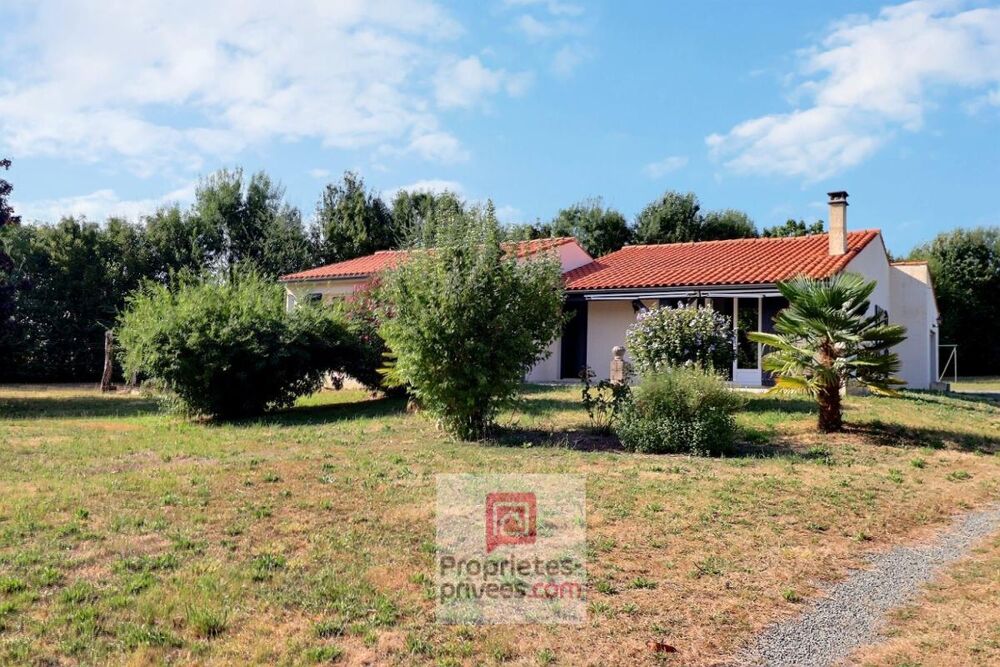 Maison 5 pièces 100 m² · à Tonnay Boutonne · 100 m² · 210 000 €