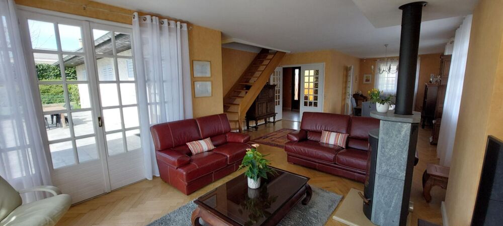 � vendre  Villa Champagne-au-Mont-d'Or (69410)