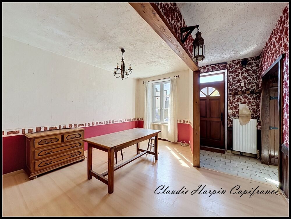 Maison à vendre 6 pièces PARTHENAY (79) - 4 Ch - parcelle d'environ 250 m² -proche centre ville