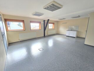  Immeuble à vendre 15 + pièces 390 m²