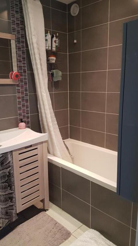  Appartement � louer 4 pi�ces 81 m�