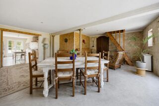  Propriété/château à vendre 5 pièces 400 m²