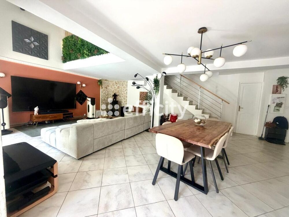 Vente Villa Villa Castagniers