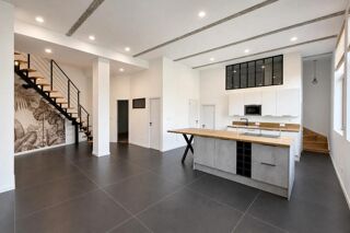  Loft à vendre 5 pièces 153 m²