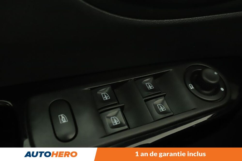 Captur 1.5 dCi Energy Intens EDC 90 ch 2017 occasion 92130 Issy-les-Moulineaux